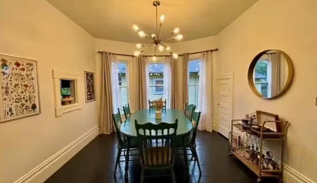 Historic Victorian house in the Redwoods