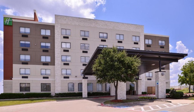 Holiday Inn Express Hotel and Suites Mesquite by IHG