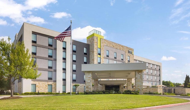 Home2 Suites By Hilton Dallas Addison