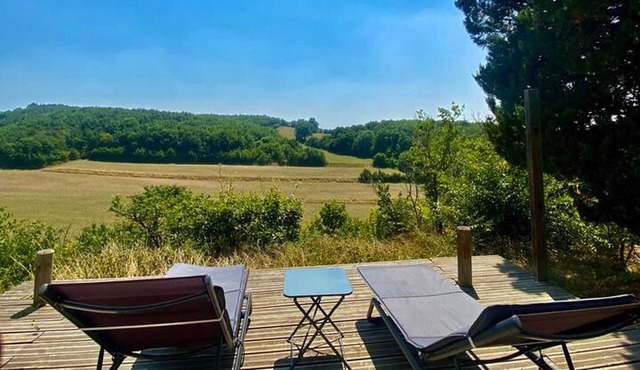 Homerez - Nice house for 2 ppl. with shared pool and terrace at Lignairolles in Lignairolles