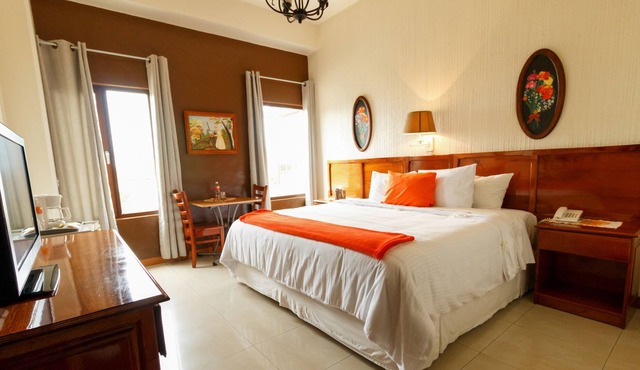 Hotel Anna Inn