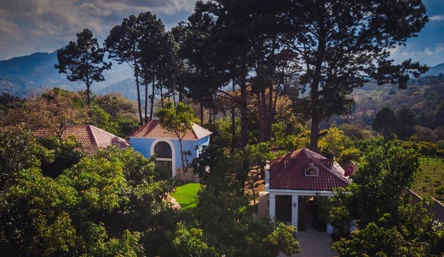 Hotel Hacienda Los Volcanes