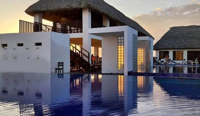 Hotel Maya Jade