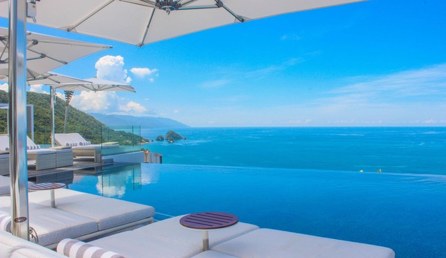 Hotel Mousai Puerto Vallarta Adults Only