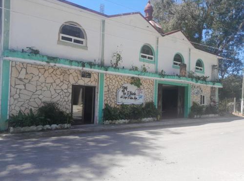 Hotel Ribiera del Lago Peten Itza