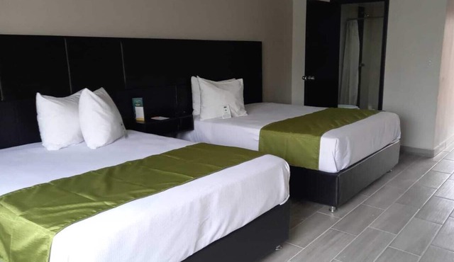 Hotel Siesta Real