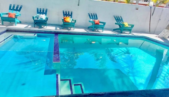 House with private pool, 2 bedrooms with air conditioning and kitchen.
