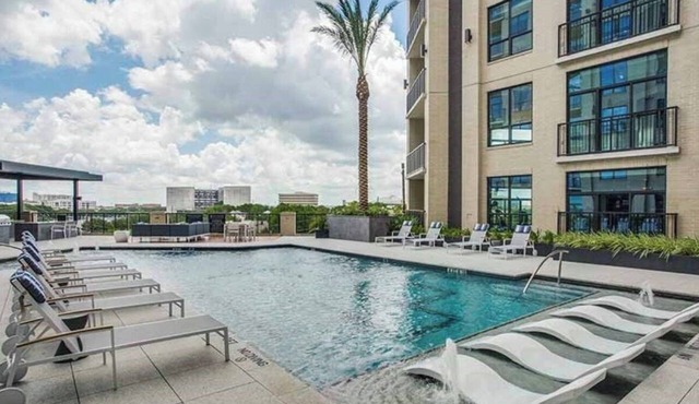 Houston Gem: Walk to Med Center & NRG
