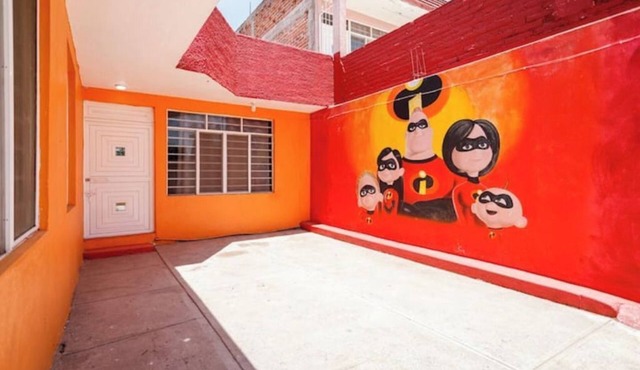 Incredible House 6 People