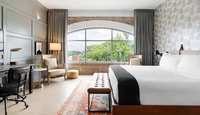 Indulge in Opulent Comfort! Pets Allowed, Minutes to Memphis Music Hall of Fame