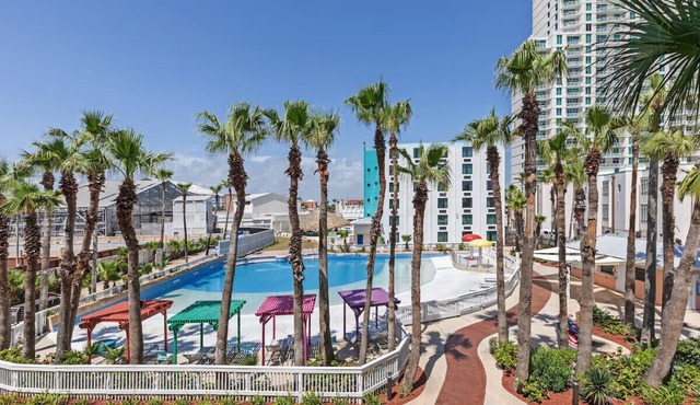 Island Oasis Double Queen Suite-Pool & Beach
