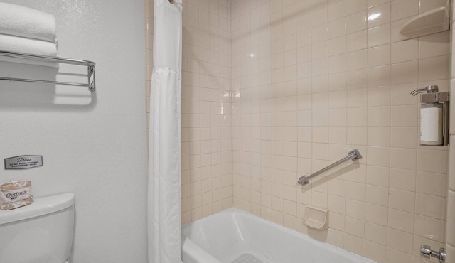 Junior Suite, 1 King Bed, Lake View