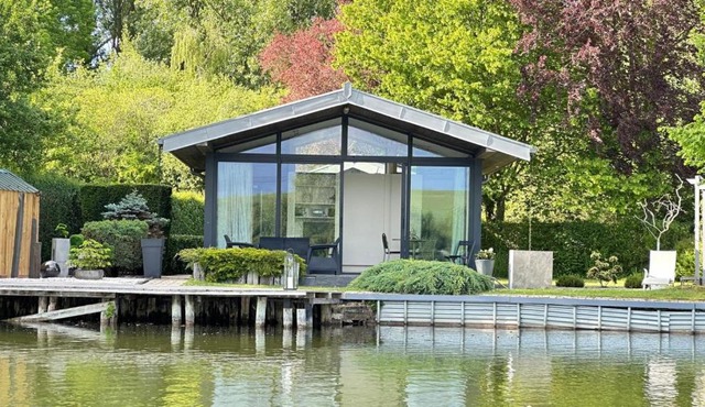 La Perle Verte, chalet en bord d'étang in Longpré-les-Corps-Saints