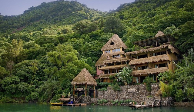 Laguna Lodge Eco-Resort & Nature Reserve