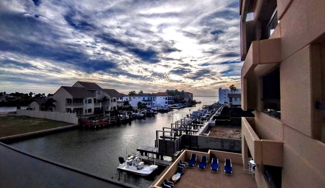Landfall Towers 34 Minium 1 Bedroom Condo by RedAwning