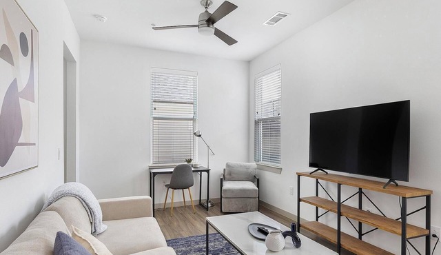 Landing | Amazing 2BD, Clubhouse, Gym