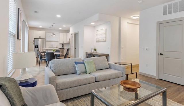 Landing | Incredible 3BD, Gym, Yoga Studio