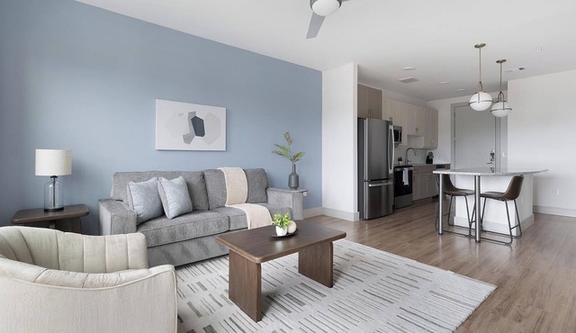 Landing | Spectacular 1BD, Gym, Pool