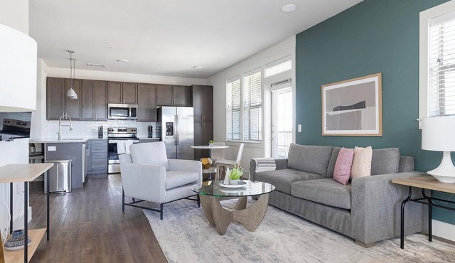 Landing | Spectacular 1BD, Gym, Clubhouse