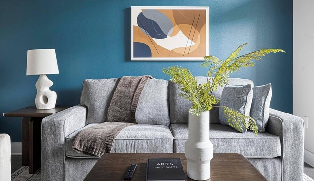 Landing | Stylish 1BD, Pool, Courtyard