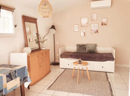 le Studio charme et tranquillité in Le Plan-de-la-Tour