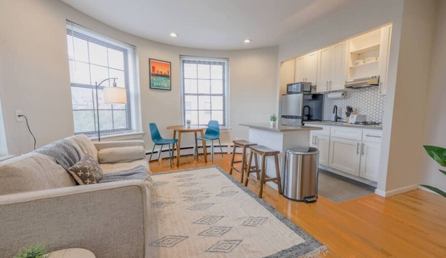 Light-filled Studio | Back Bay in Boston