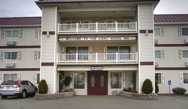 Lighthouse Inn