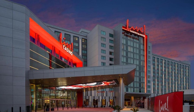 Live Casino & Hotel Louisiana, Curio Collection by Hilton