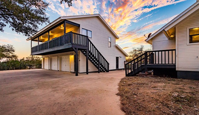 Located between Dripping Springs and Bee Cave - very private with amazing views