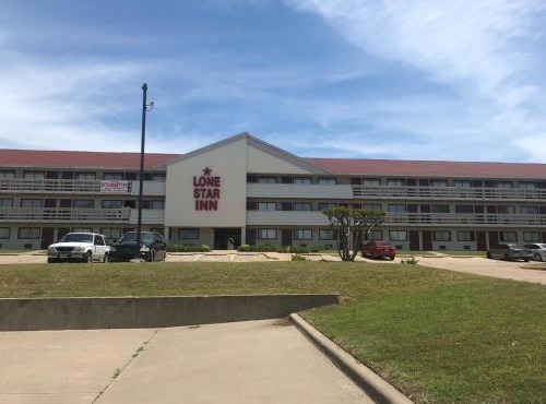 Lone Star Inn