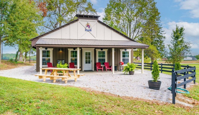 Loretto Cottage on Bourbon Trail w/Fire Pit in Loretto