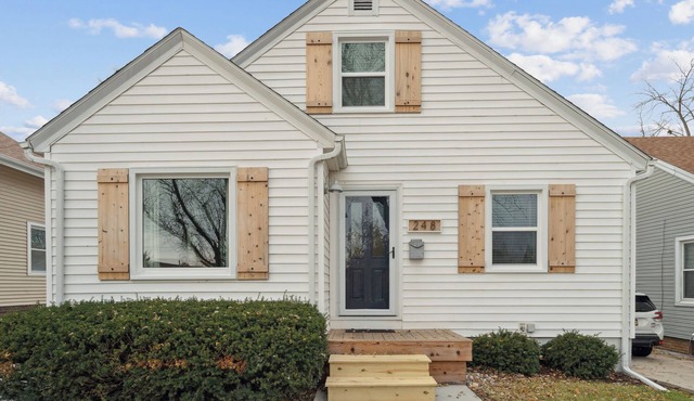 Lovely 2-bedroom cottage in charming Cedar Rapids in Cedar Rapids