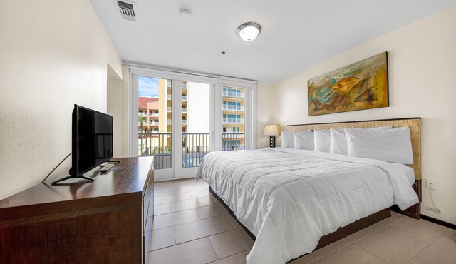 Lovely One Bedroom Unit on SPI + Infinity Pool