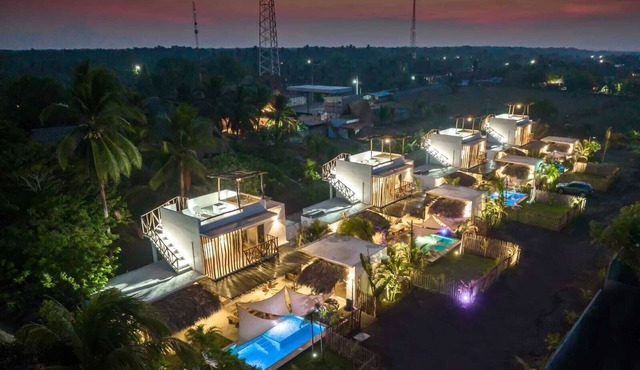 Luna Rossa Beach Villas