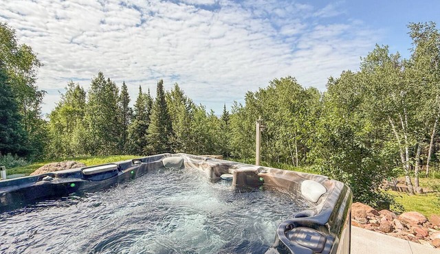 Lupinstuga - Two Harbors, Minnesota - Cascade Vacation Rentals in Two Harbors