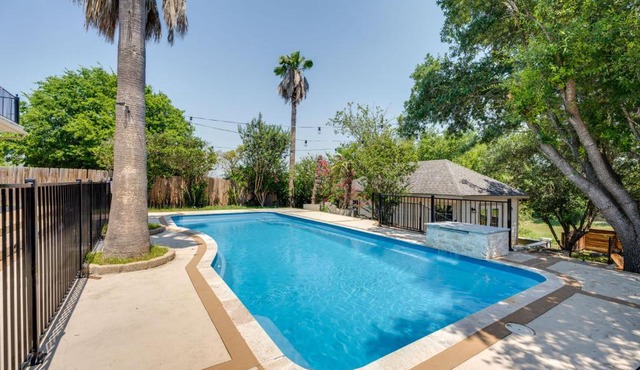Luxe San Antonio Vacation Rental w/Private Pool!