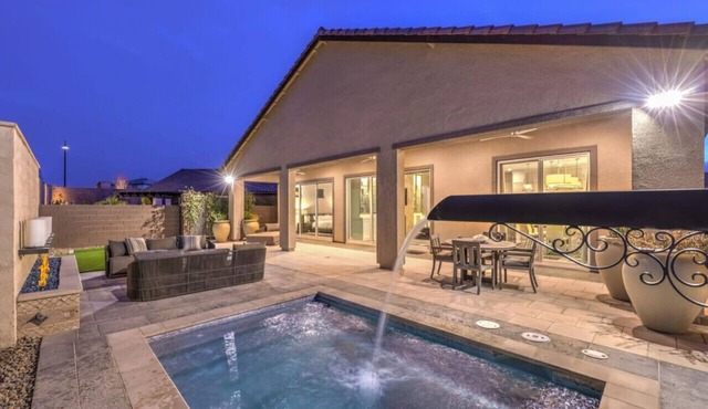 Luxurious Former Model - Pool Villa in Inspirada!