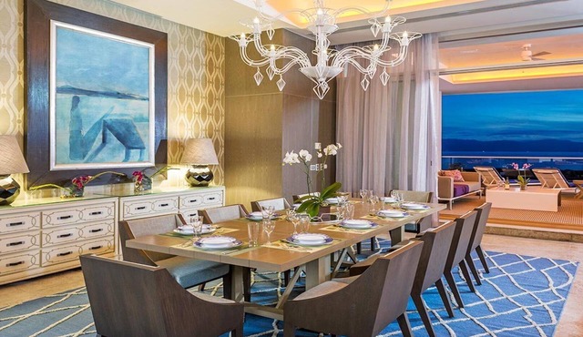 Luxurious Four Bedroom Residence Tower a 5 diamond award property ocean view BO