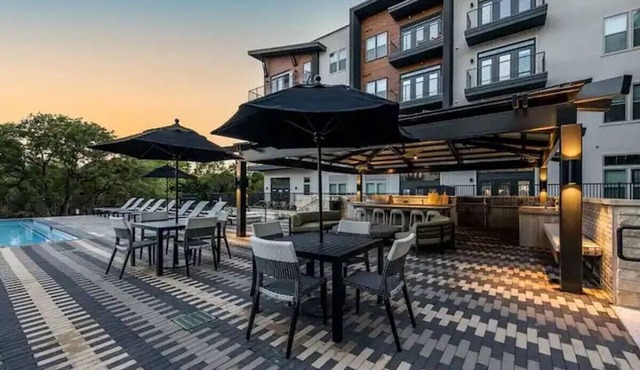 Luxurious New Unit|2Bd2Ba|Pool, Golf Sim