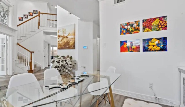 Luxurious | Pool Oasis | PS5 | 12 Beds | Aquarium