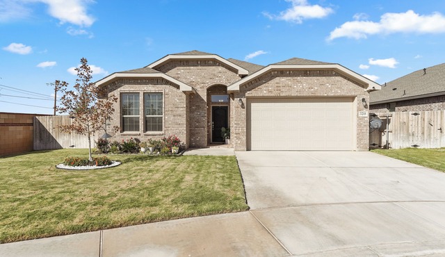 Luxury 3BR House near Airport in Midland TX