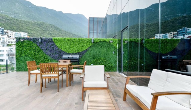 ¡Luxury with Terrace! King Bed & Sofa Bed 4ppl