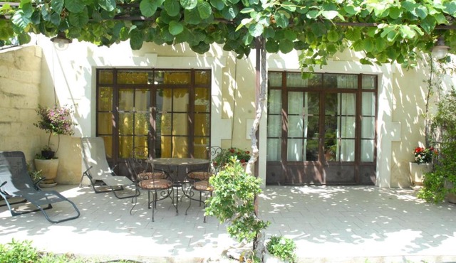 Maison 2 pièces 4 pers au milieu des oliviers 82088 in Mézoargues