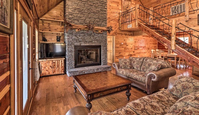 'Marfly Retreat' - Remote White River Getaway!
