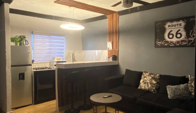 Mateo'S 504 Apartments