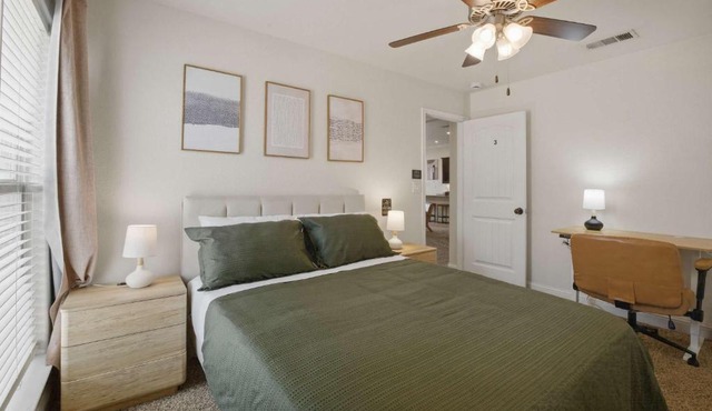 Modern Executive Queen Room R3 Work-Friendly