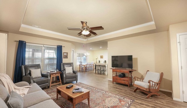 Modern-Rustic Gem near Bentonville & Fayetteville