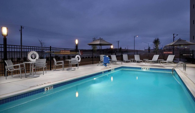 Modern Studio Ideal for Adventure Seekers Near Dinings | Boomer Jack's - 0.2 mi