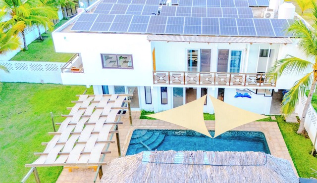 Monterrico Beach, Candelaria2 2 minutes walking distance to the beach