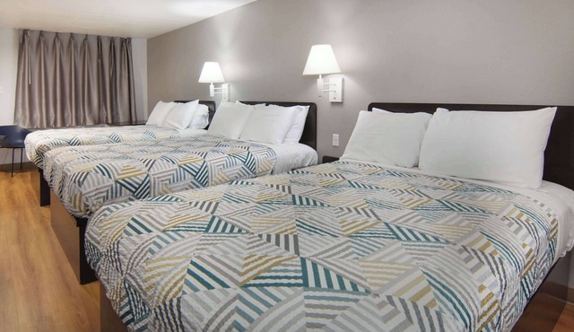 Motel 6 Lancaster, TX - DeSoto - Lancaster